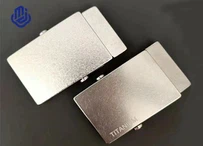 Fibbia per cintura in titanio